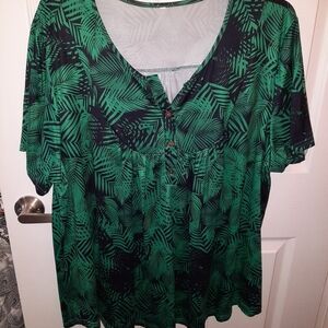 Women's Green Tropical Print V-Neck Blouse